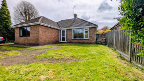 17 Bicclescombe, Taylors Lane, Lindford, Bordon GU35 0SW
