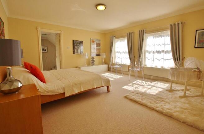 Bedroom 1.JPG