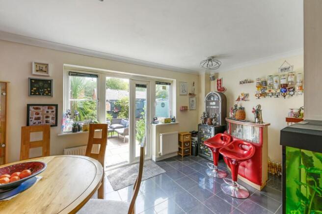 Bluebell Road, Kingsnorth, Ashford, Kent, TN23 photo 4