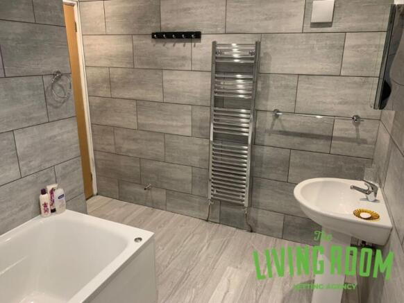bathroom (2)