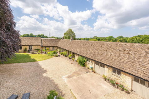 West Foscote, Grittleton