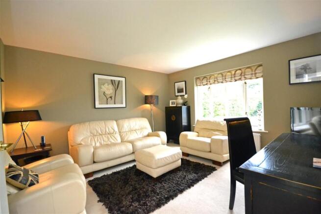 Family Room.jpg