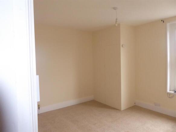 12 Island Road rear bedroom 2018.JPG