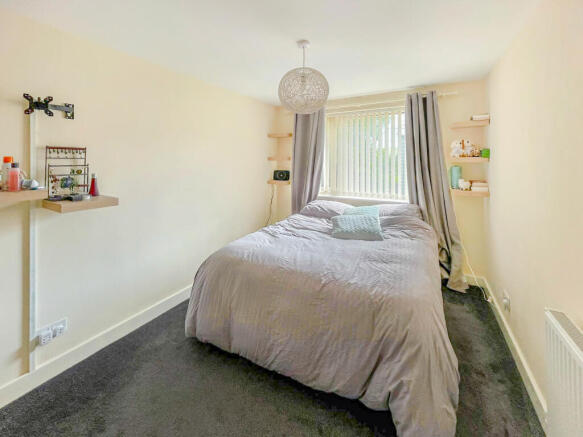 3 bed Terraced for sale Image 8