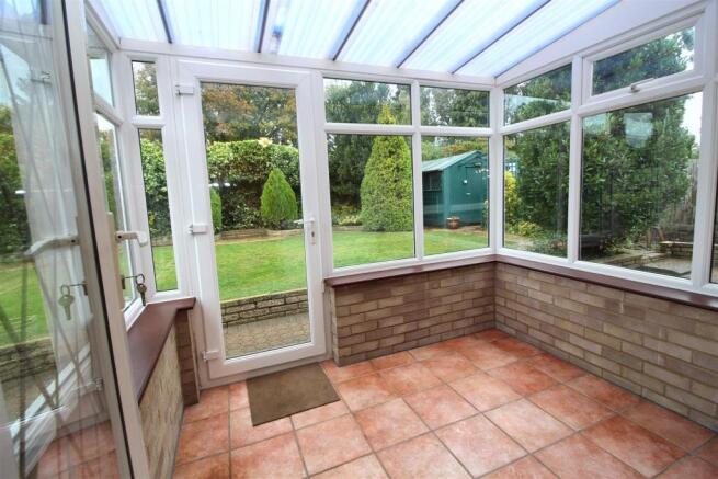 009 Sewell Close - Conservatory.JPG