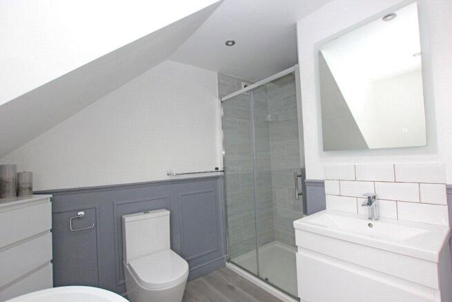 3 bed Semi-Detached for sale Image 11