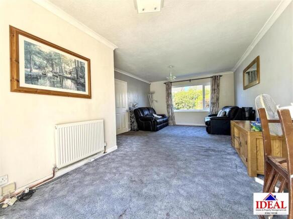 4 bed Semi-Detached for sale Image 10