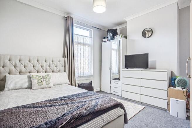 2 bed Terraced for sale Image 11