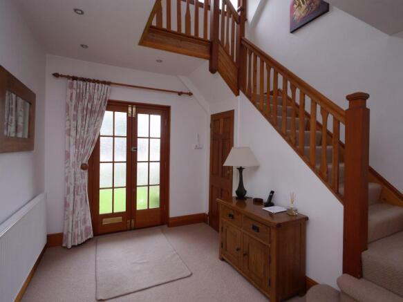 Photo 3
