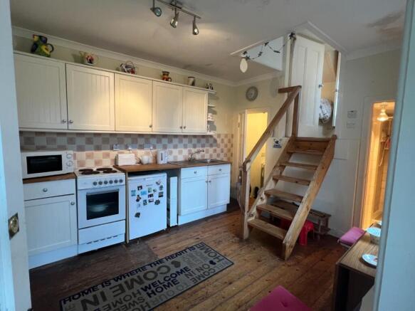 Kitchen / Dining