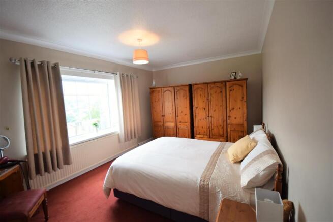 10 Corbiere, Elland Road, Ripponden, HX6 4JN Maste