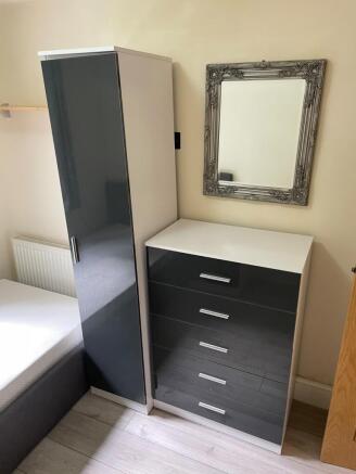 1 bed Terraced to rent Image 10