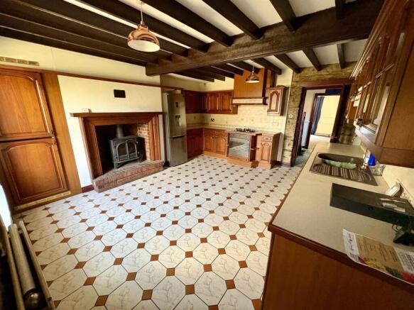 Open Plan Kitchen and Breakfast Room