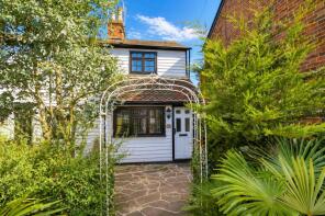 32, Mimram Road, Welwyn AL6 9HA