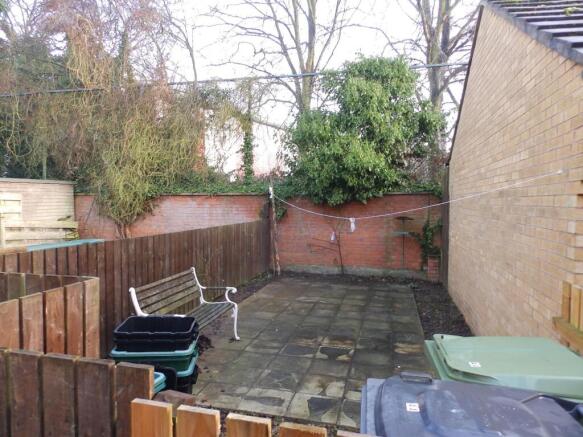 1 bed House to rent Image 6