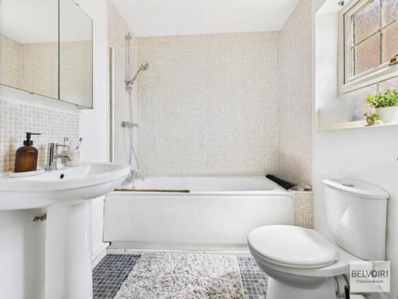 1 bed Flat for sale Image 5