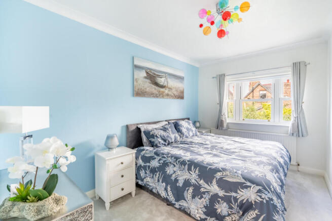 2 bed Apartment for sale Image 9