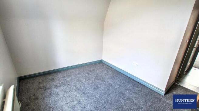 2 bed Apartment to rent Image 12