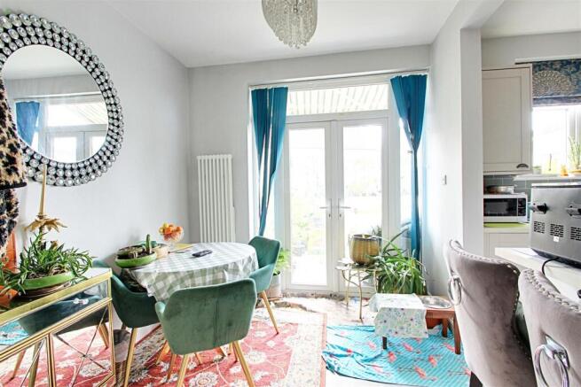 Dining Room.jpg