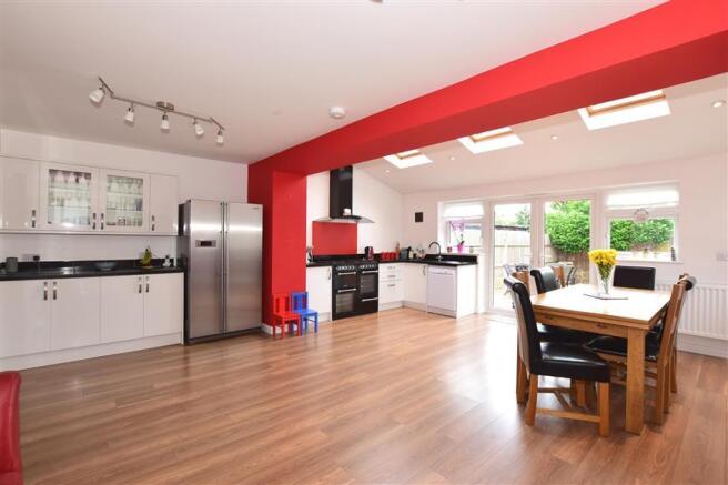 Kitchen Family Room