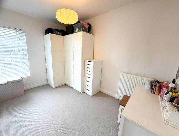 2 bed Terraced for sale Image 9