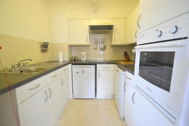 22SOUTHDOWNKITCHEN.JPG