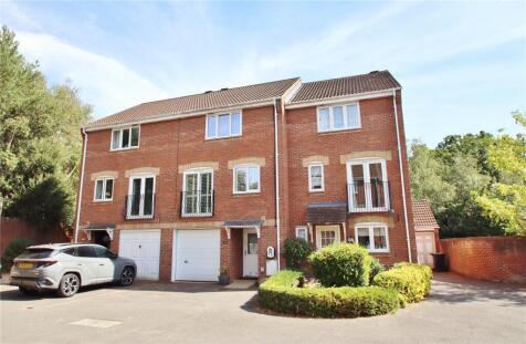 Liederbach Drive, Verwood, Dorset, BH31