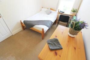 11, Bozward Street, Worcester WR2 5DE