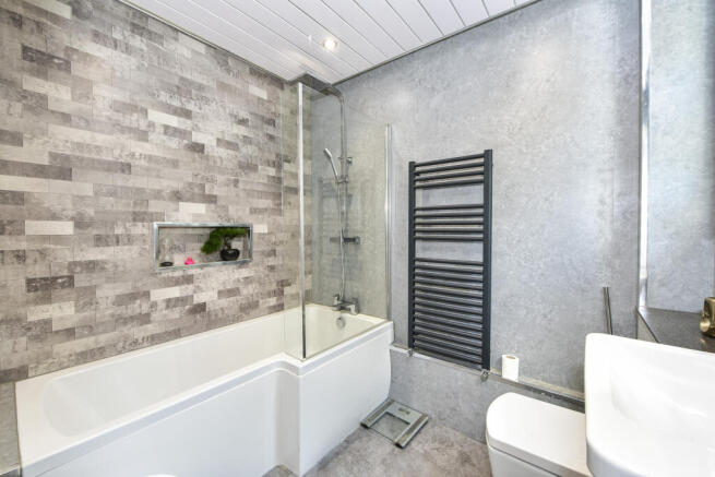 3 bed Semi-Detached for sale Image 7