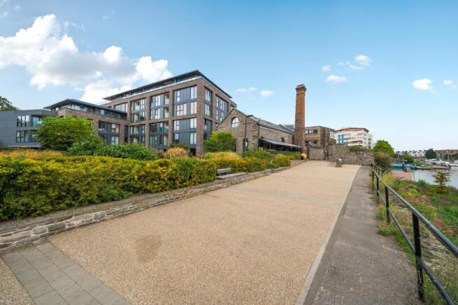 Harbourside walkway