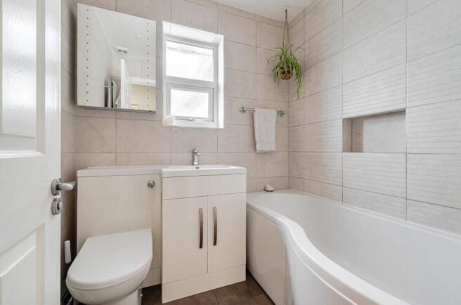 House in Teignbridge, Kingskerswell - More