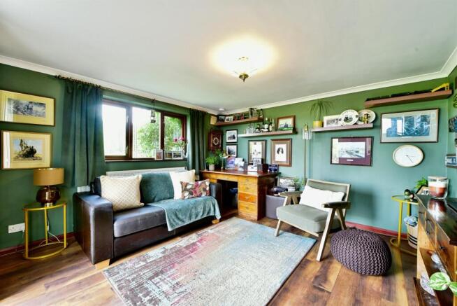 3 bed Detached for sale Image 6