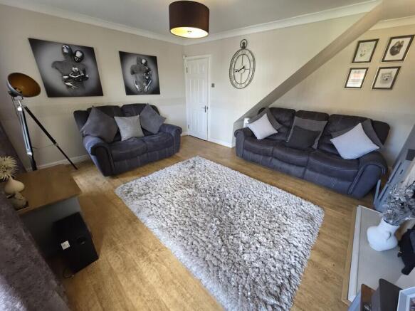 Woodhall Road, Kidsgrove, Stoke-on-Trent photo 5