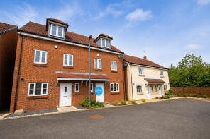 1, John St Quinton Close, Bristol BS34 8AE