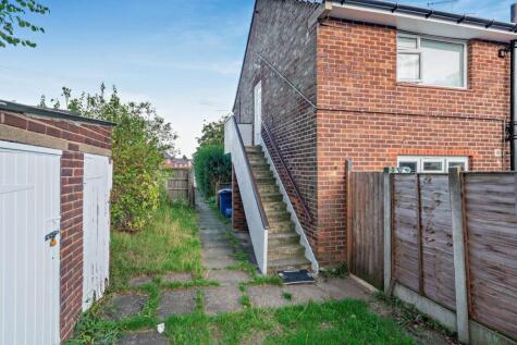 Shakespeare Road, Burton-on-Trent, DE14