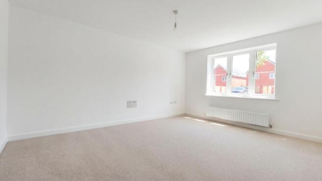 Cleve Wood Road, Thornbury, BS35 photo 4