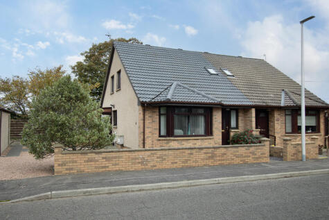 16 Dunrossie Terrace, Montrose, Angus