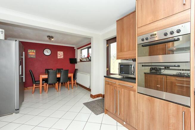 Wil-Kitchen_2.jpg