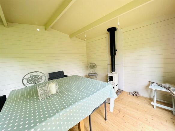 Summer House Aspect 2