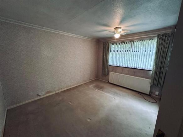 3 bed Bungalow for sale Image 5