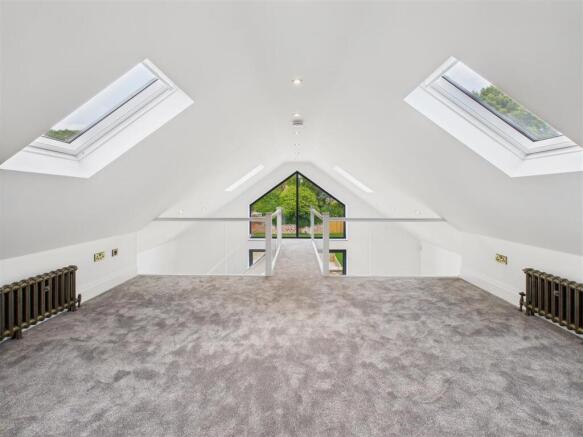 2 bed Apartment for sale Image 9