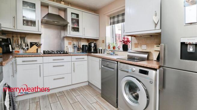 3 bed Semi-Detached for sale Image 8