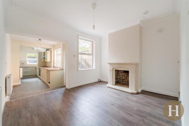 Hadleigh Estate Agents-5.jpg
