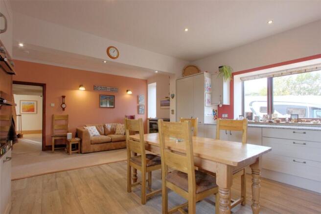 Dining Kitchen