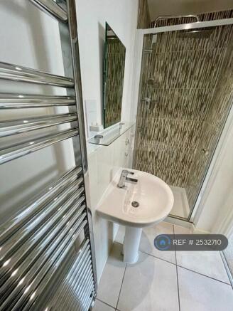 En-Suite Shower