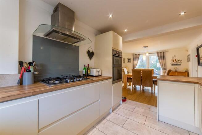 82 Glan Rhyd-20.jpg