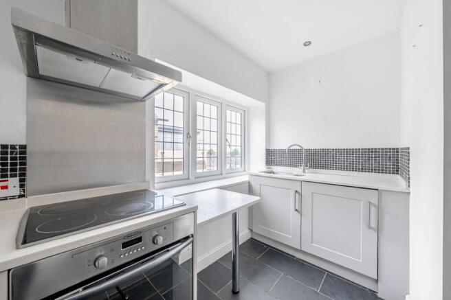 2 bed Apartment for sale Image 6