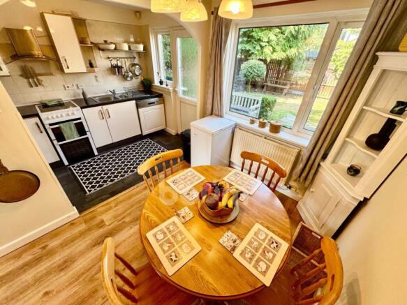 Denholm Way, Beith dining space