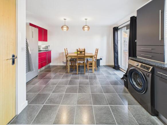Kitchen/Dining Room