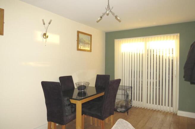 FULL DEPTH LIVING ROOM